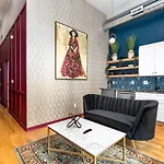 Geranium Giant Close Proximity To Piedmont Park